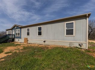 6886 Elm Creek Rd, Seguin, TX 78155