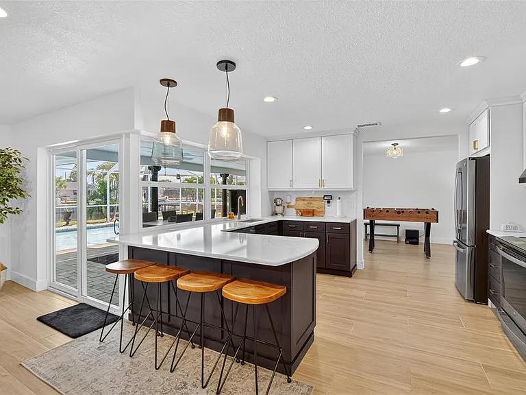 6337 Cocoa Ln — Photo 11