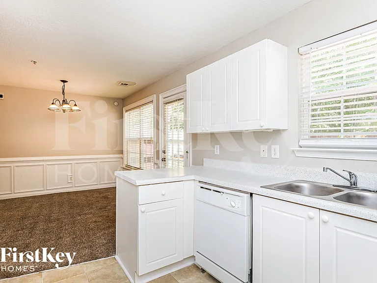 102 Watercress Ct — Photo 9