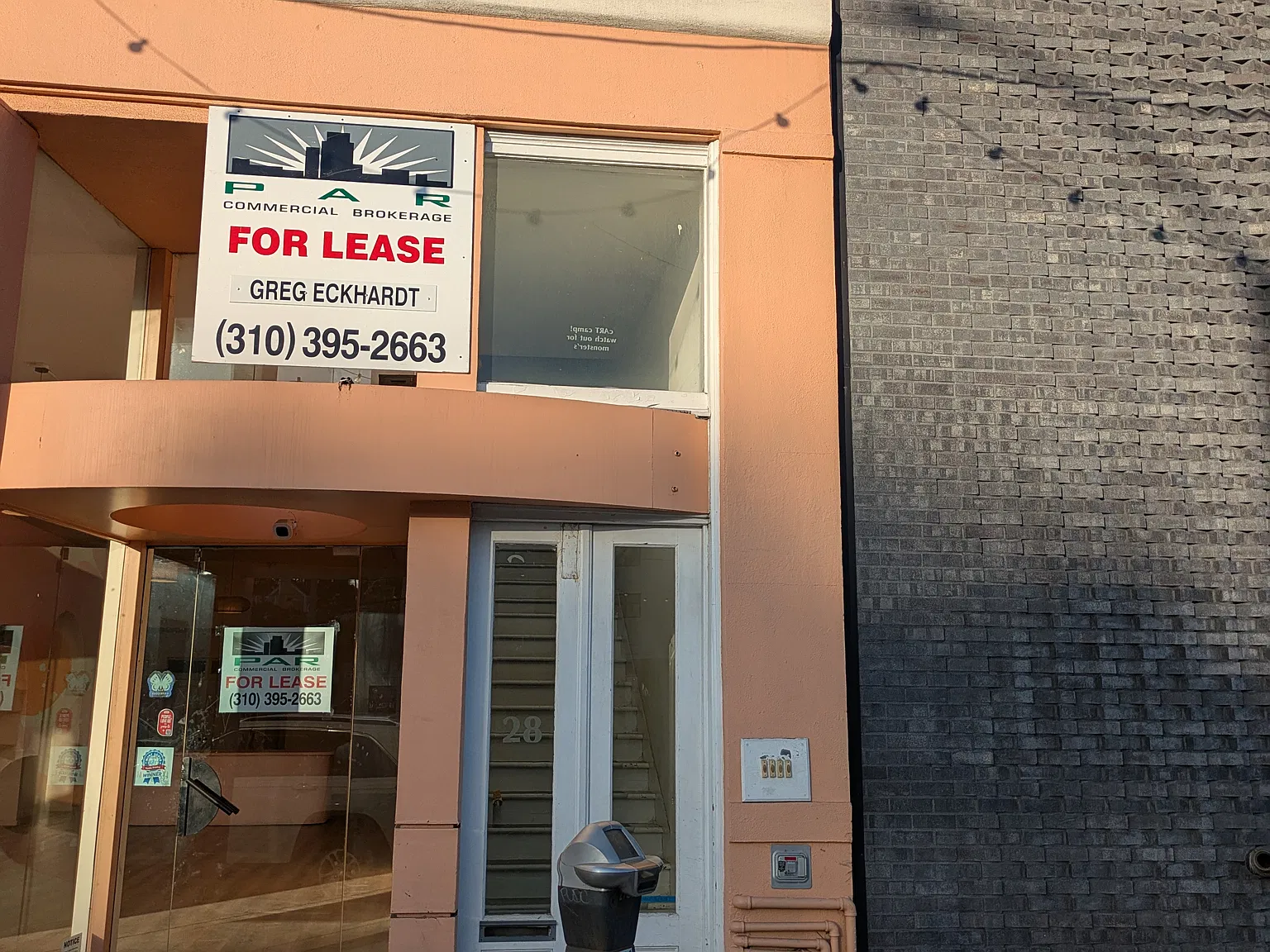 2802 Main St #2 — Photo 2