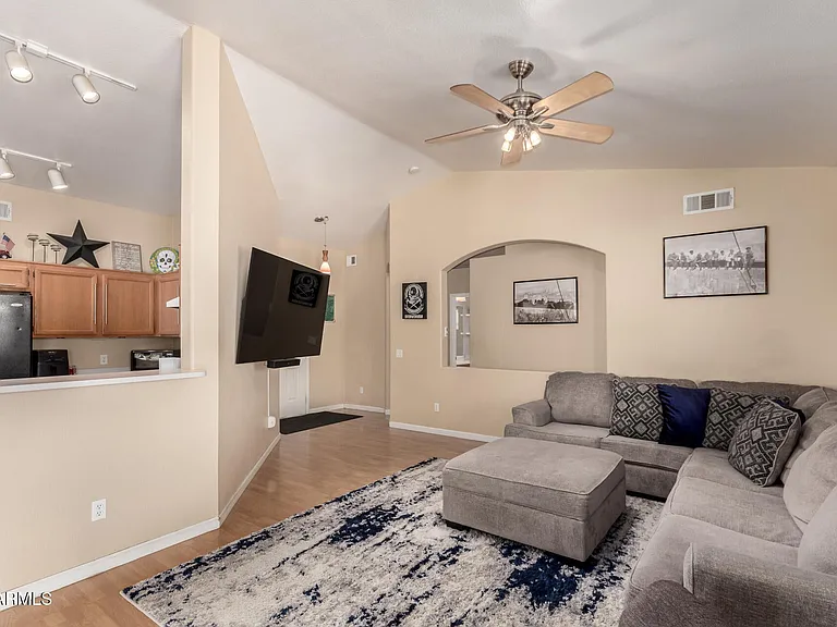 8375 W Dahlia Dr — Photo 2