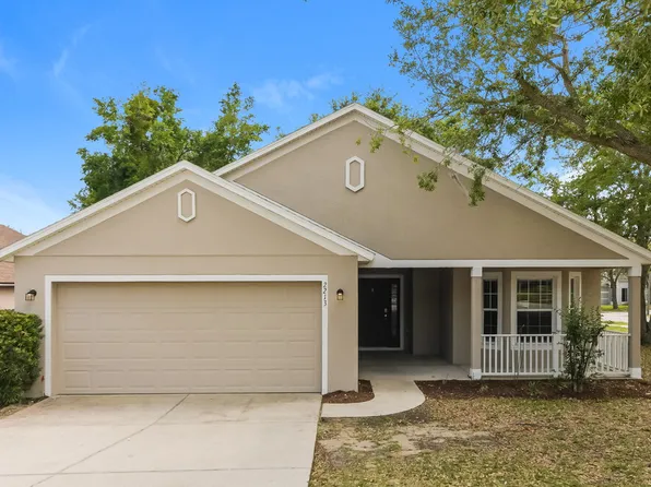 2213 Merry Rd, Tavares, FL 32778