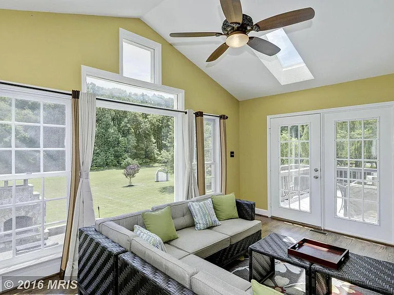 17533 Applewood Ln — Photo 13