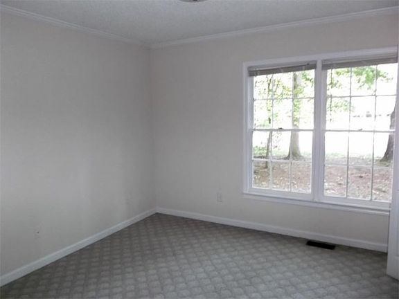 5th image of 194 Wyndham Lakes Ct NW