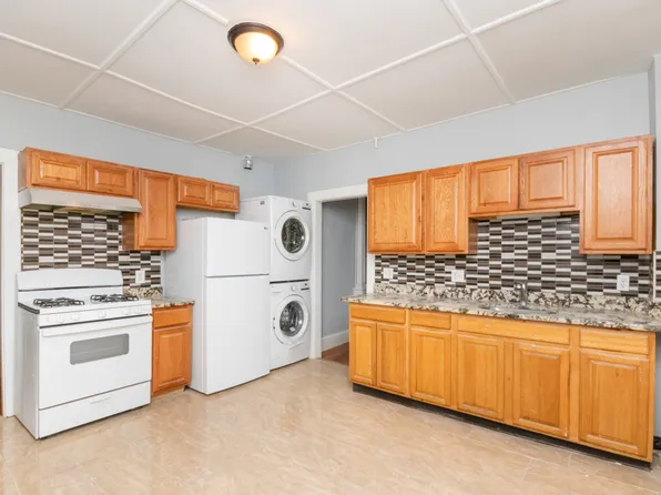 5 Semont Rd #2, Boston, MA 02124