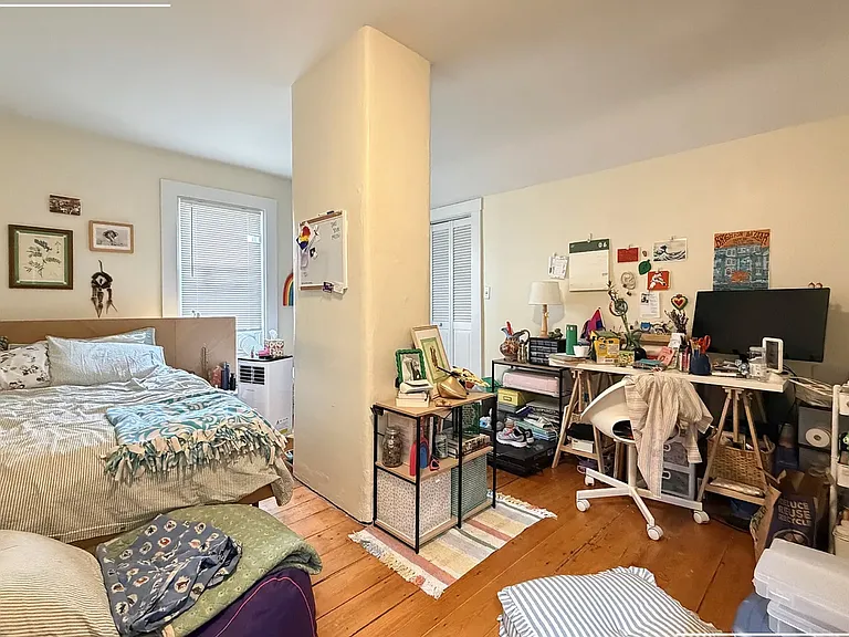 22 Eastburn St — Photo 9