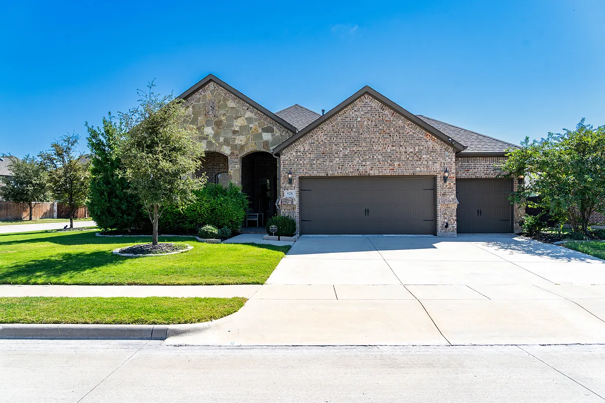 Building Photo - 528 Warner Dr