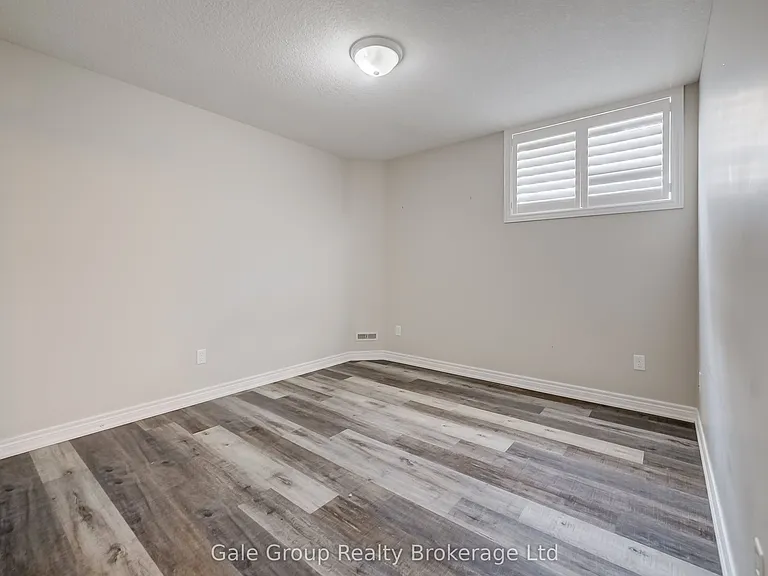 151 Norwich Ave — Photo 11