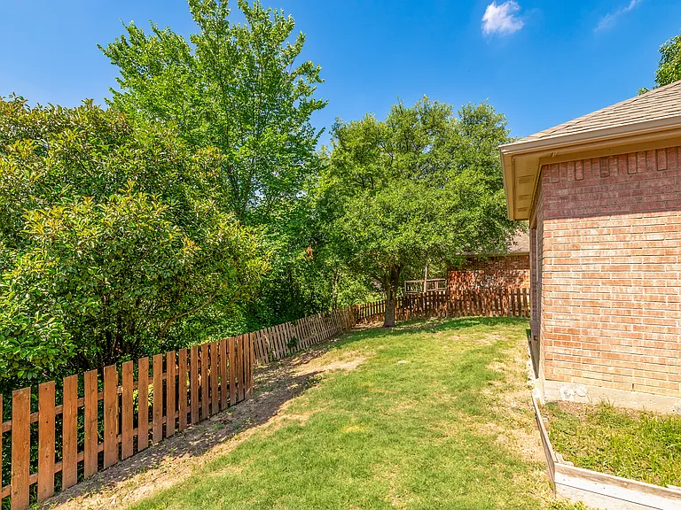 1808 Melton Dr — Photo 25
