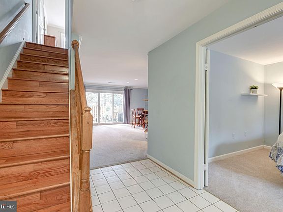 3rd image of 5640 Gresham Ln