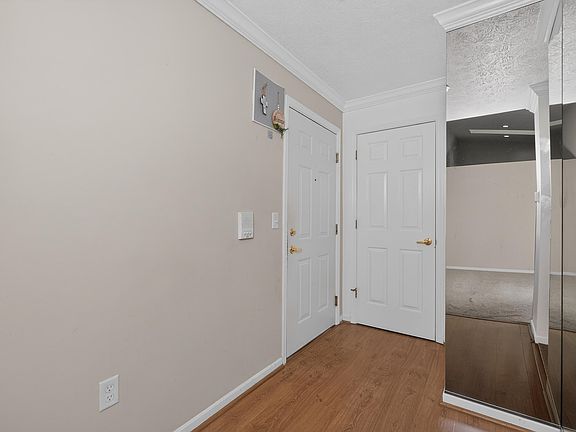 3rd image of 7041 Glen Kerry Ct