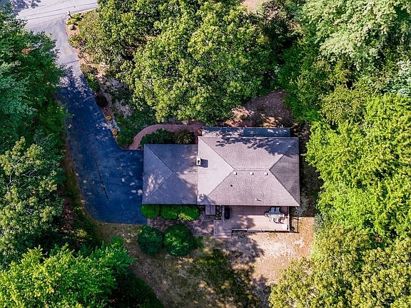 4th image of 167 Trout Brook Rd