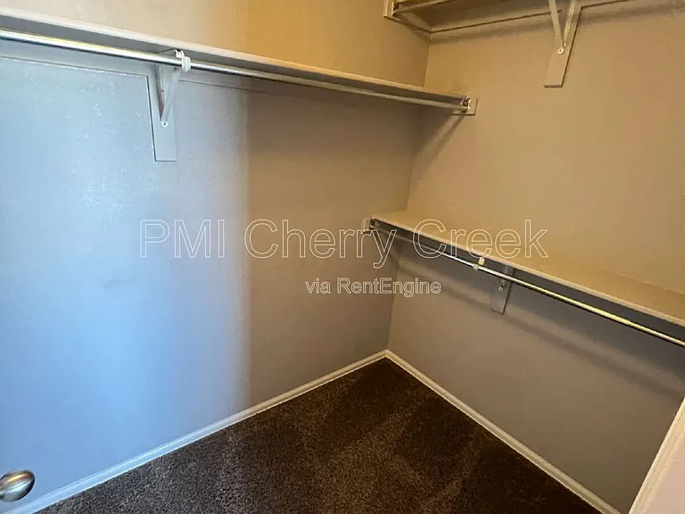 22472 E Union Cir — Photo 47