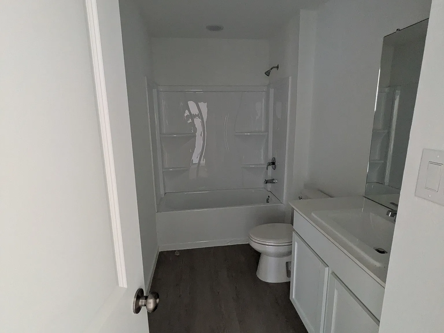 4 bed, 1867 sqft, $1,869 — Photo 3