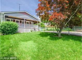 409 E F St, Brunswick, MD 21716
