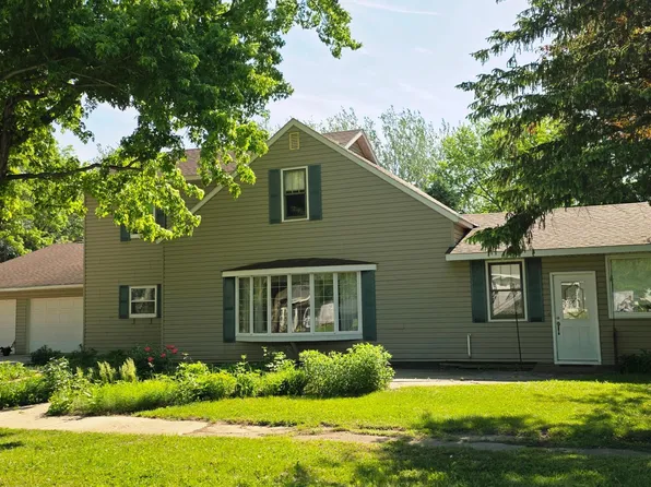 535 W 1st St S, Cottonwood, MN 56229