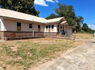 1103 SE 3rd St, Antlers, OK 74523