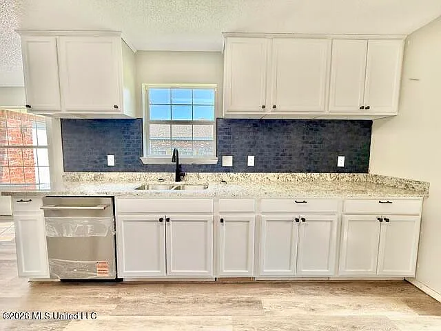 3305 N 8th St — Photo 9