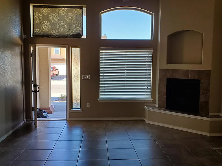 12048 Copper Mine Ln — Photo 3