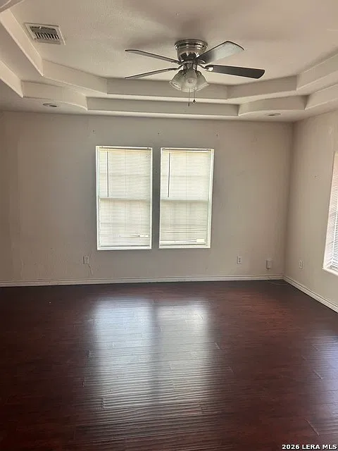 3 bed, 2.0 bath, 1724 sqft, $1,600 — Photo 3