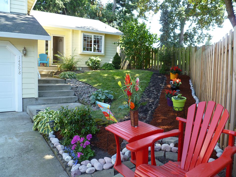Private home on cu-de sac