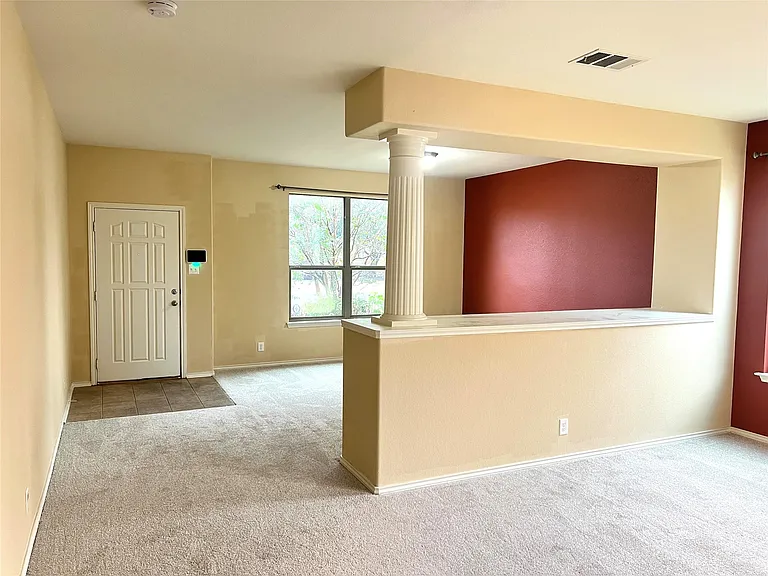 160 Mistletoe Ln — Photo 7