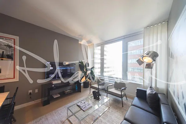 Rented by Platinum Properties | media 36