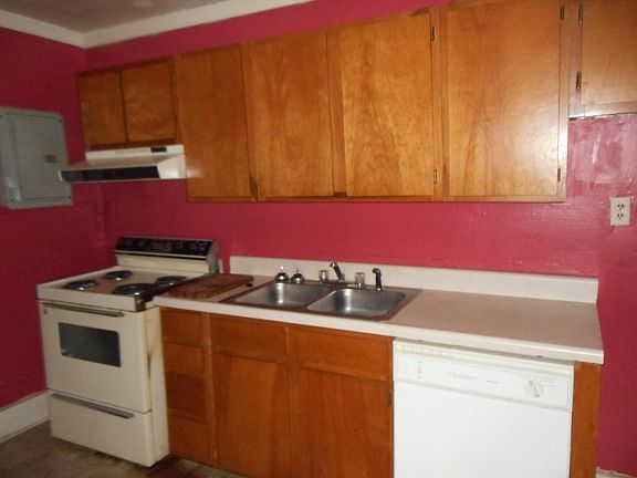 5th image of 5325 Thistledown Dr