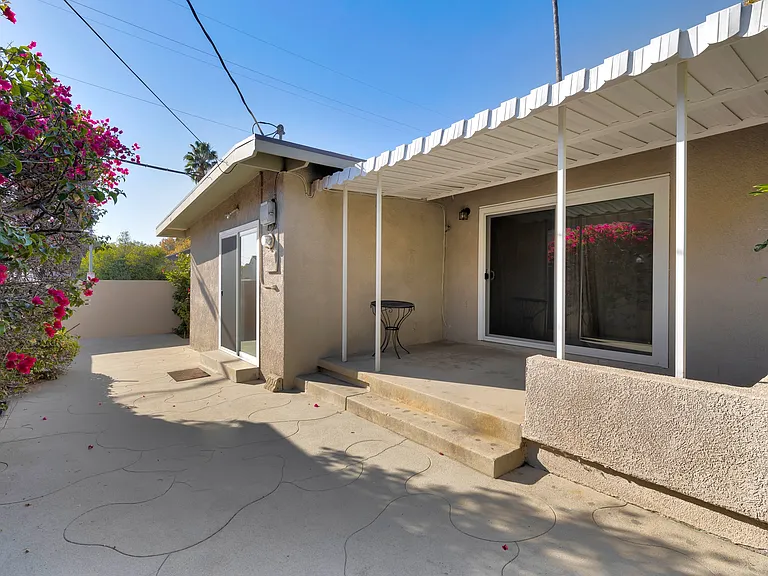 7716 Teesdale Ave — Photo 22