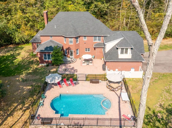 126 Cooke Road, Wallingford, CT 06492