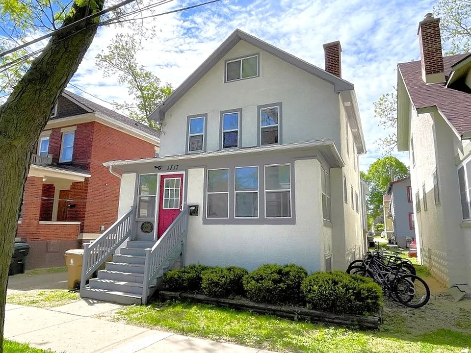 1317 Milton St