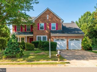 9304 Nancy St, Manassas Park, VA