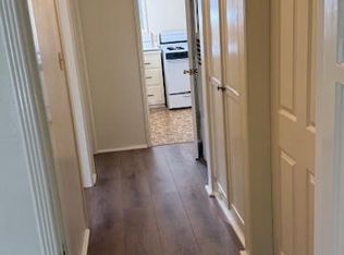 303 Birmingham Rd, Burbank, CA 91504