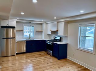 392 1/2 Alexander St, Rochester, NY 14607