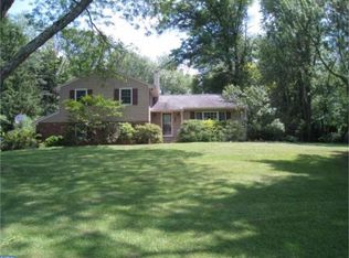 1867 Purdie Ln, Maple Glen, PA