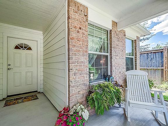 3rd image of 4823 Sable Field Ln