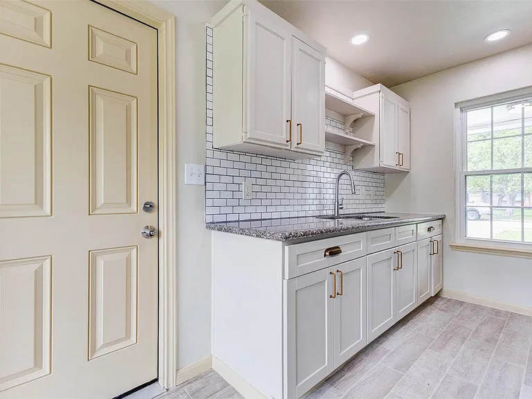 5319 Ridgestone St — Photo 13