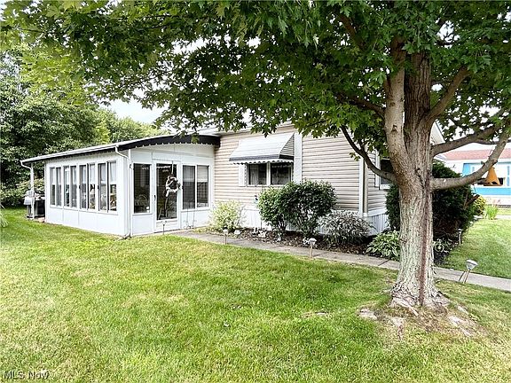 2nd image of 10 Lees Ln