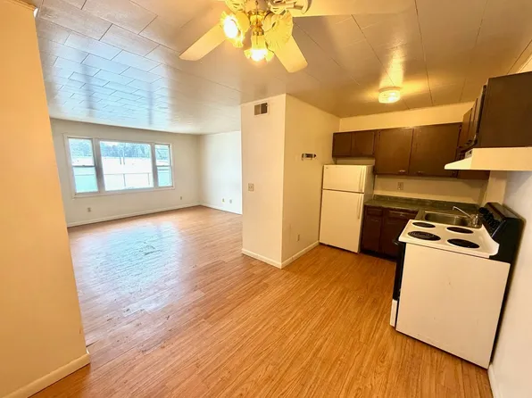 202 W Commercial St, 202 W Commercial St #C1, White Heath, IL 61884