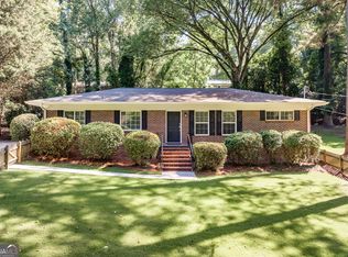 225 Riverside Dr, Athens, GA 30606