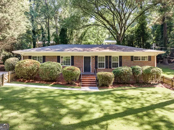 225 Riverside Dr, Athens, GA 30606