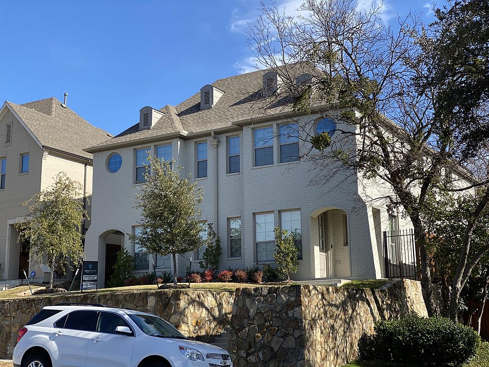 1st image of 2609 McCart Ave #1