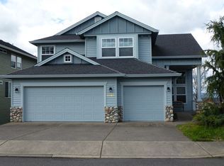 8865 SE Bristol Park Dr, Happy Valley, OR 97086