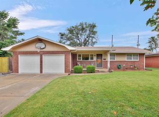 8600 W 9th St N, Wichita, KS 67212