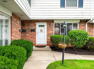 6488 State Rd #B5, Parma, OH 44134