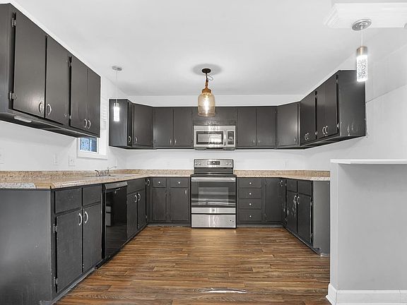 4th image of 1411 Ryan Chapel Rd