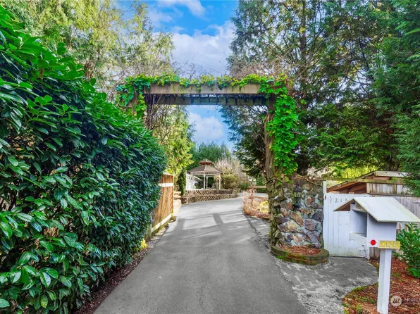 21515 SE 28th Lane, Sammamish, WA 98075