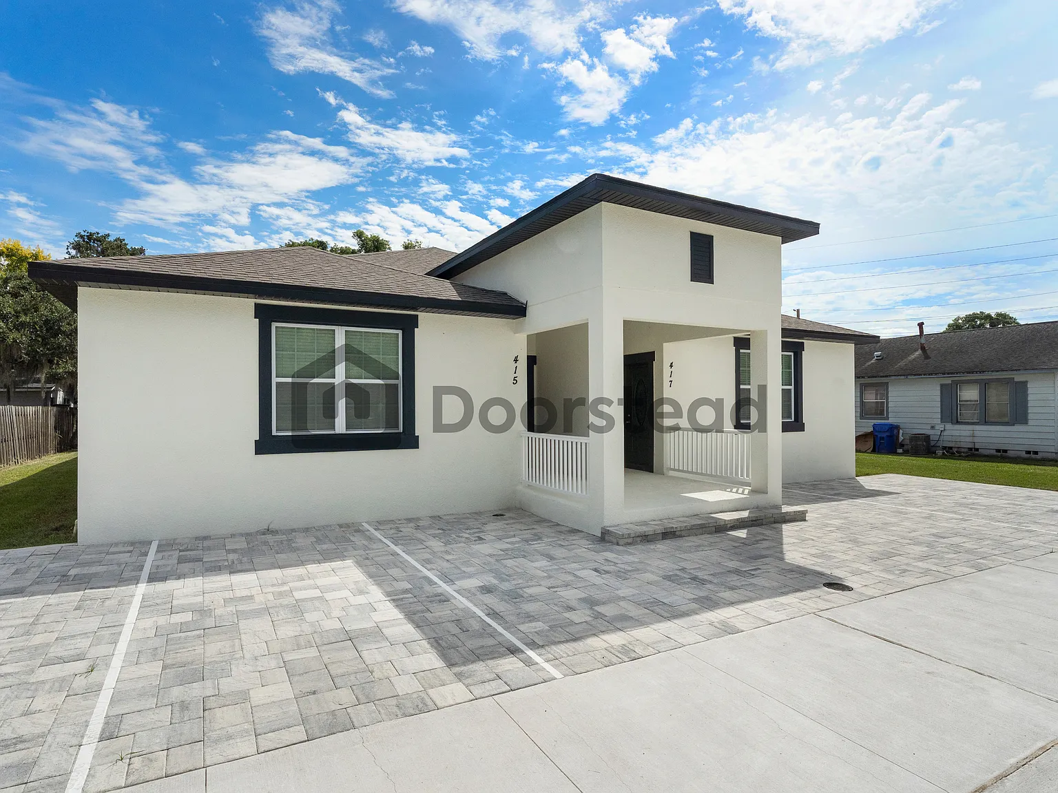 3 bed, 2.0 bath, 1382 sqft, $2,300 — Photo 3