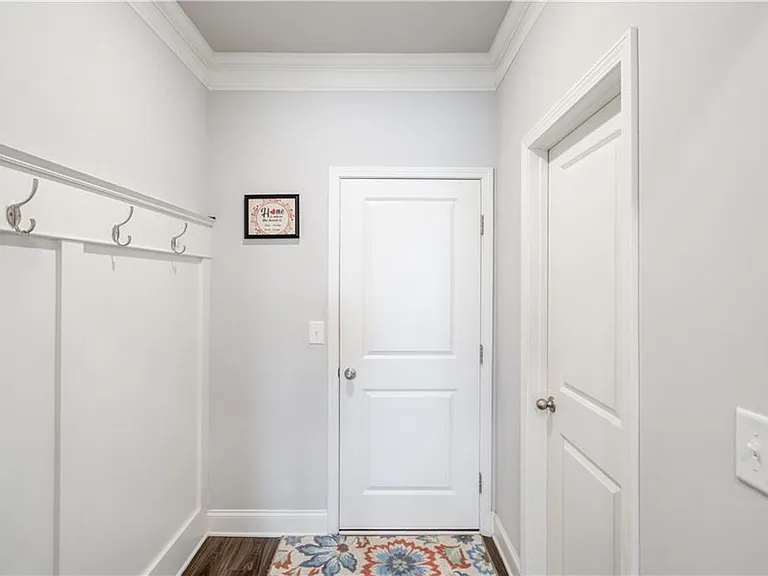 404 Henson Farm Dr — Photo 7