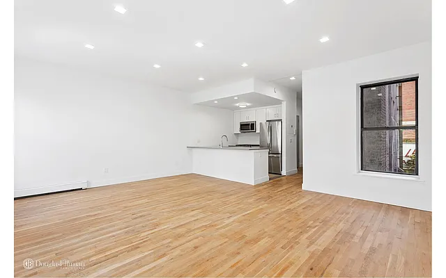 Rented by Douglas Elliman | media 23